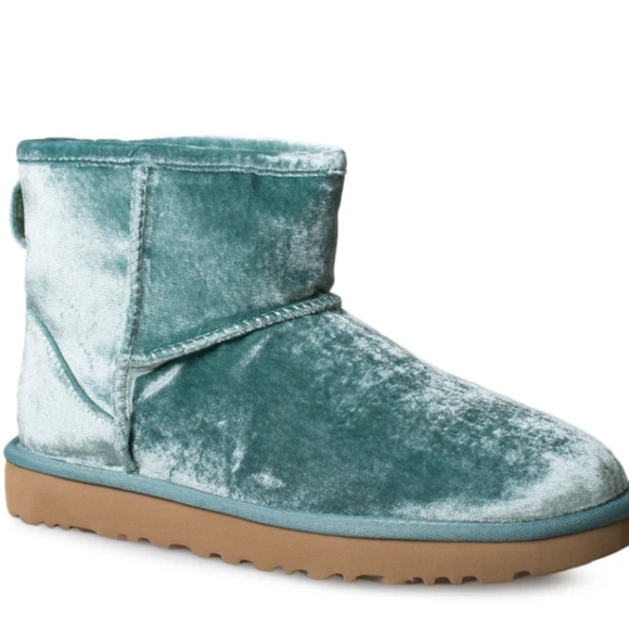 Ugg Boots Mini‎ Atlantic Classic Velvet Shearling Cozy Comfort Slip On Preppy - Picture 1 of 14